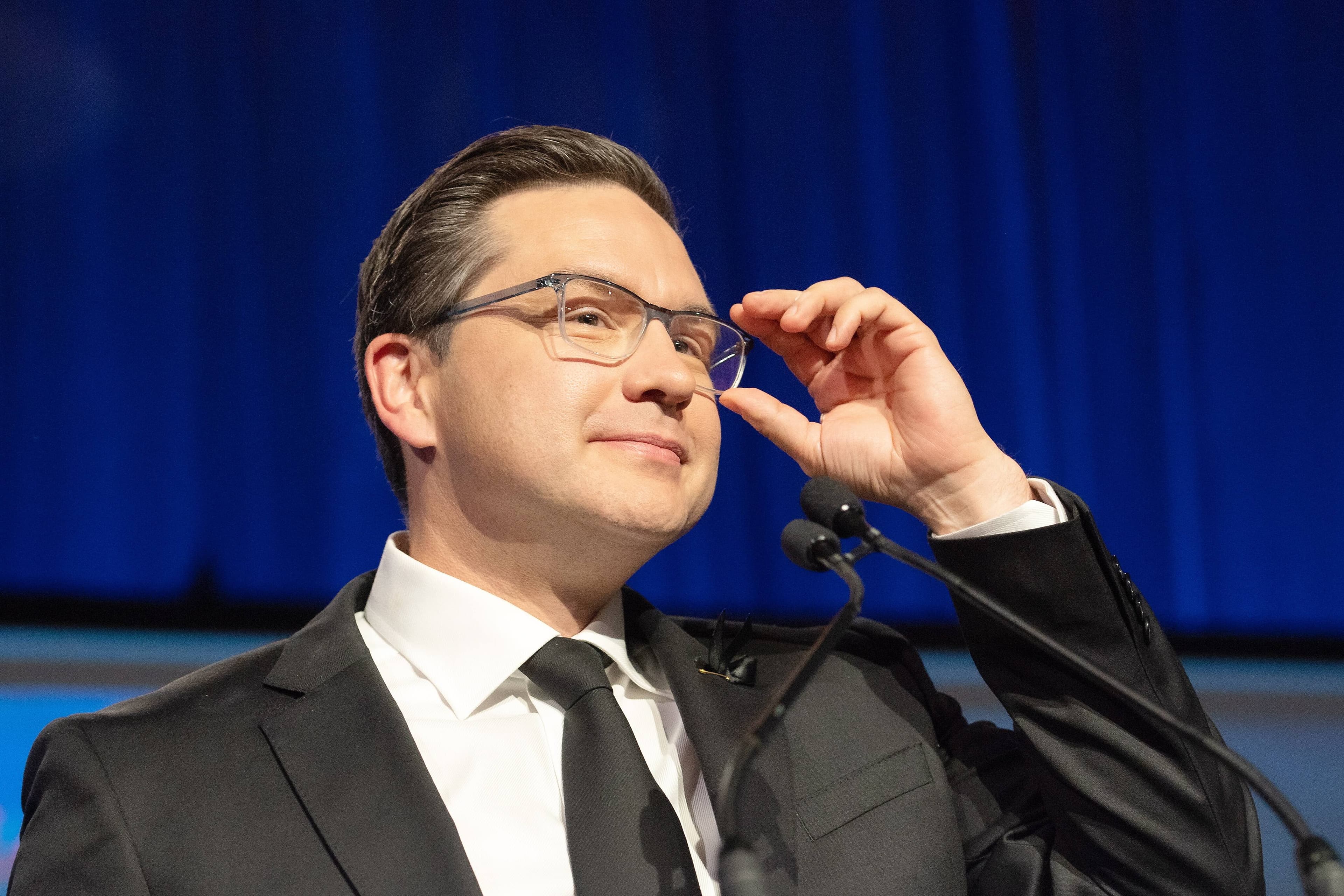 « Chose certaine, les conservateurs font des clins d’œil aux misogynes pour les amener à leur parti ».