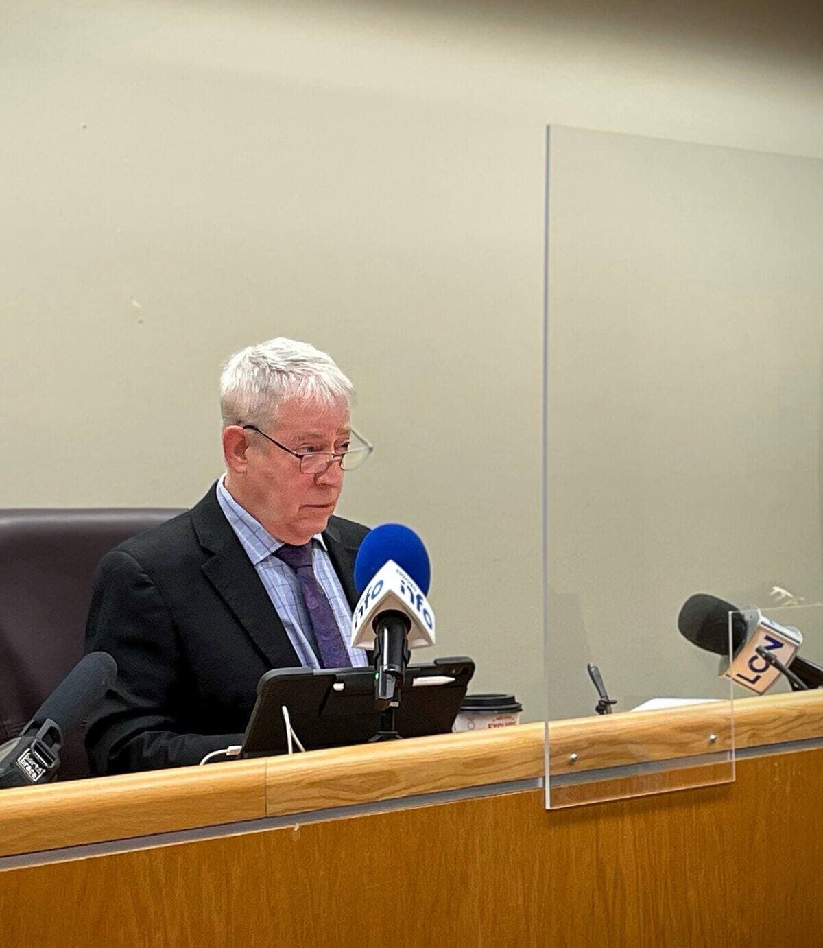 Le coroner Luc Malouin