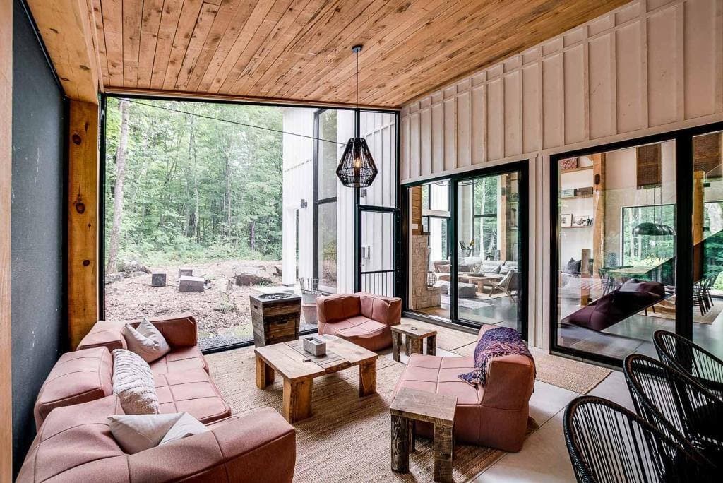 Century 21 Macintyre inc.